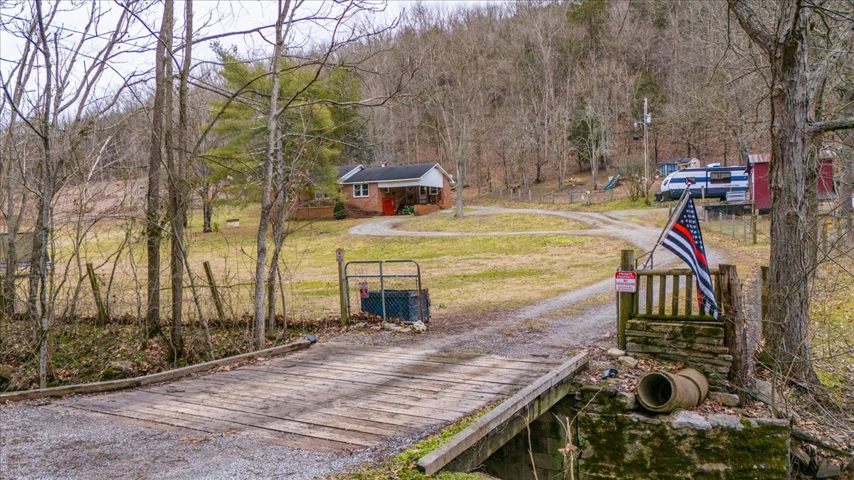 275 Davis Hollow Road Liberty, TN 37095 - Photo 2 of 23 Gallery Image 2