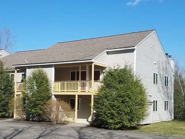 $2,000 | 17 Purple Finch Road, Unit 80, North Conway, NH 03860