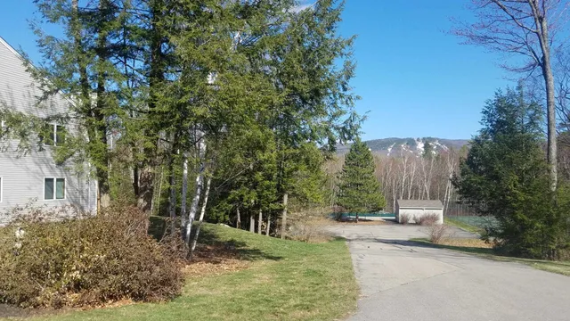 $2,000 | 17 Purple Finch Road, Unit 80, North Conway, NH 03860
