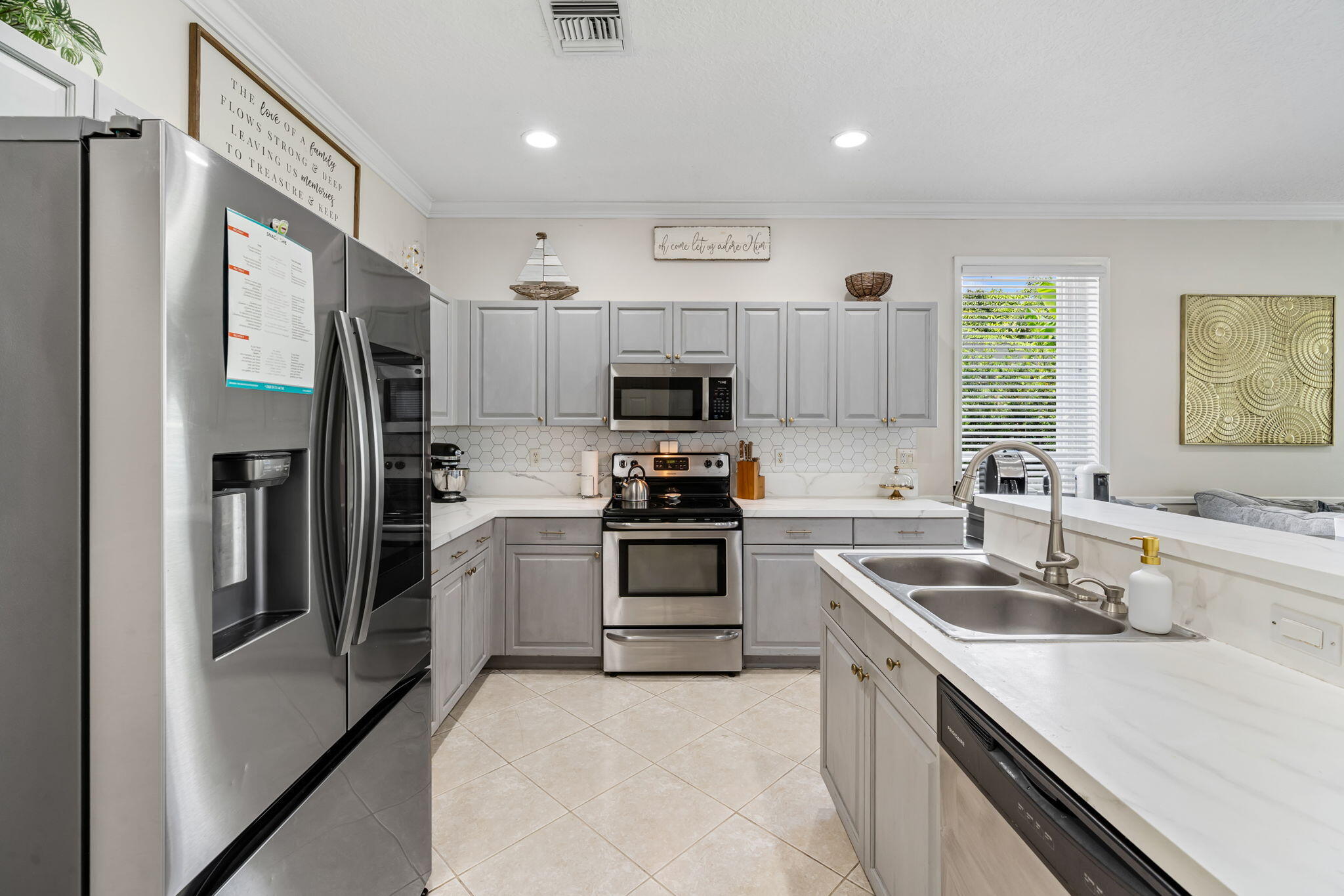 11071 Laurel Walk Road Wellington, FL 33449 - Photo 8 of 45 14-web-or-mls-DSC02307