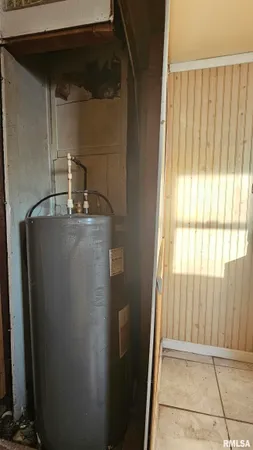 $40,000 | 1013 South 13th Street, Herrin, IL 62948