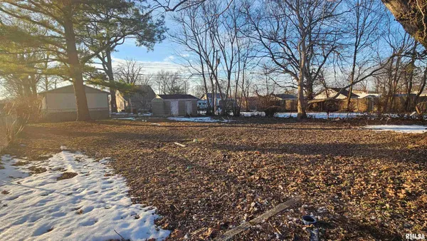 $40,000 | 1013 South 13th Street, Herrin, IL 62948