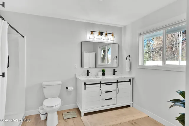 $645,000 | 1810 West Honeysuckle Avenue, Hayden, ID 83835