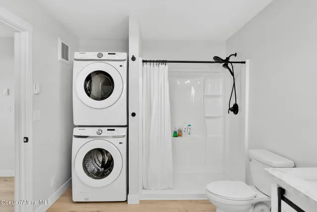 $645,000 | 1810 West Honeysuckle Avenue, Hayden, ID 83835