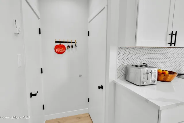 $645,000 | 1810 West Honeysuckle Avenue, Hayden, ID 83835