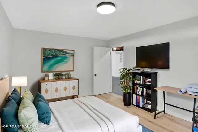 $645,000 | 1810 West Honeysuckle Avenue, Hayden, ID 83835