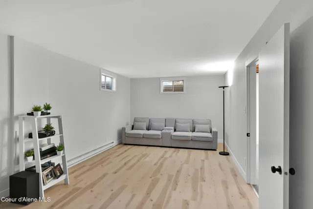 $645,000 | 1810 West Honeysuckle Avenue, Hayden, ID 83835