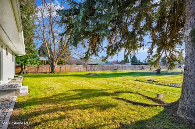 $645,000 | 1810 West Honeysuckle Avenue, Hayden, ID 83835