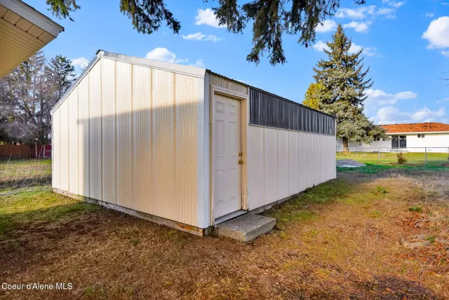 $645,000 | 1810 West Honeysuckle Avenue, Hayden, ID 83835