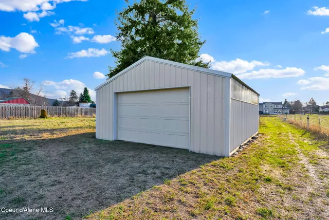 $645,000 | 1810 West Honeysuckle Avenue, Hayden, ID 83835