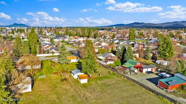$645,000 | 1810 West Honeysuckle Avenue, Hayden, ID 83835