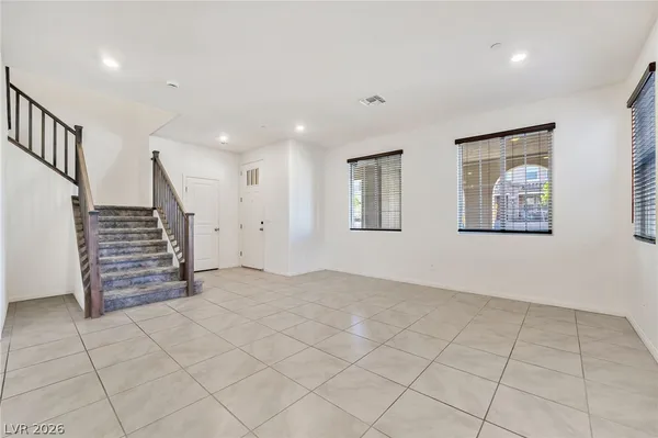 $2,300 | 3732 Via Gennaro, Henderson, NV 89044