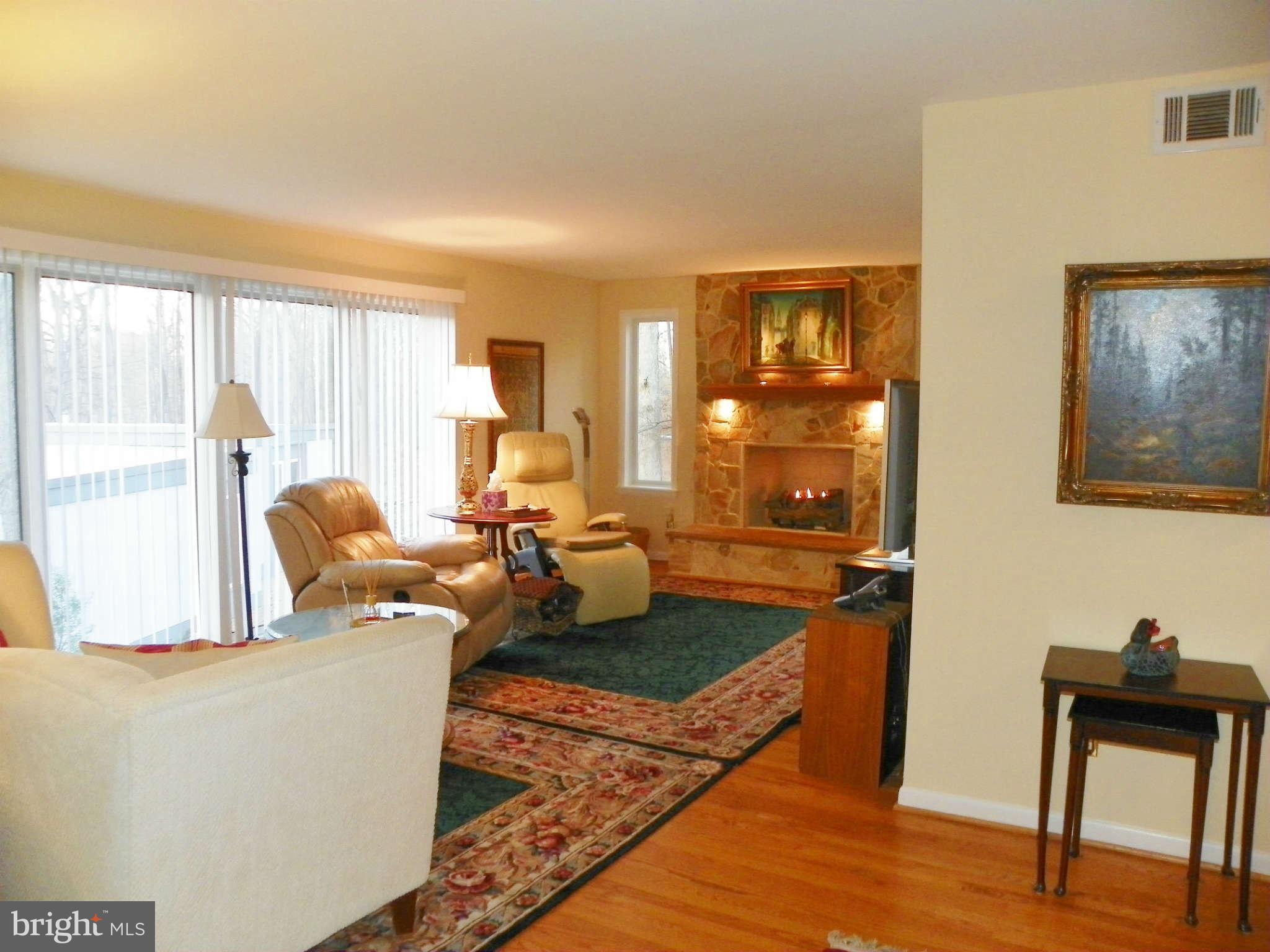 11206 Wedge Drive Reston, VA 20190 - Photo 17 of 30 Interior (General)