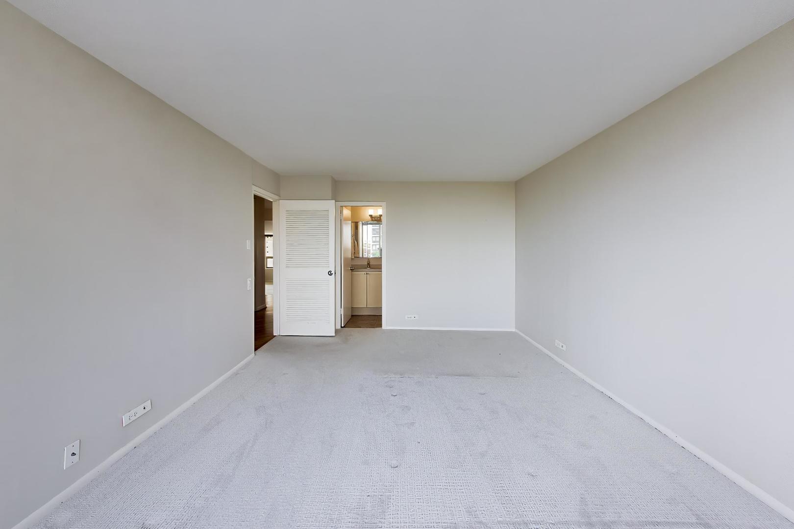 5733 North Sheridan Road, Unit 6C Chicago, IL 60660 - Photo 13 of 27 Gallery Image 13