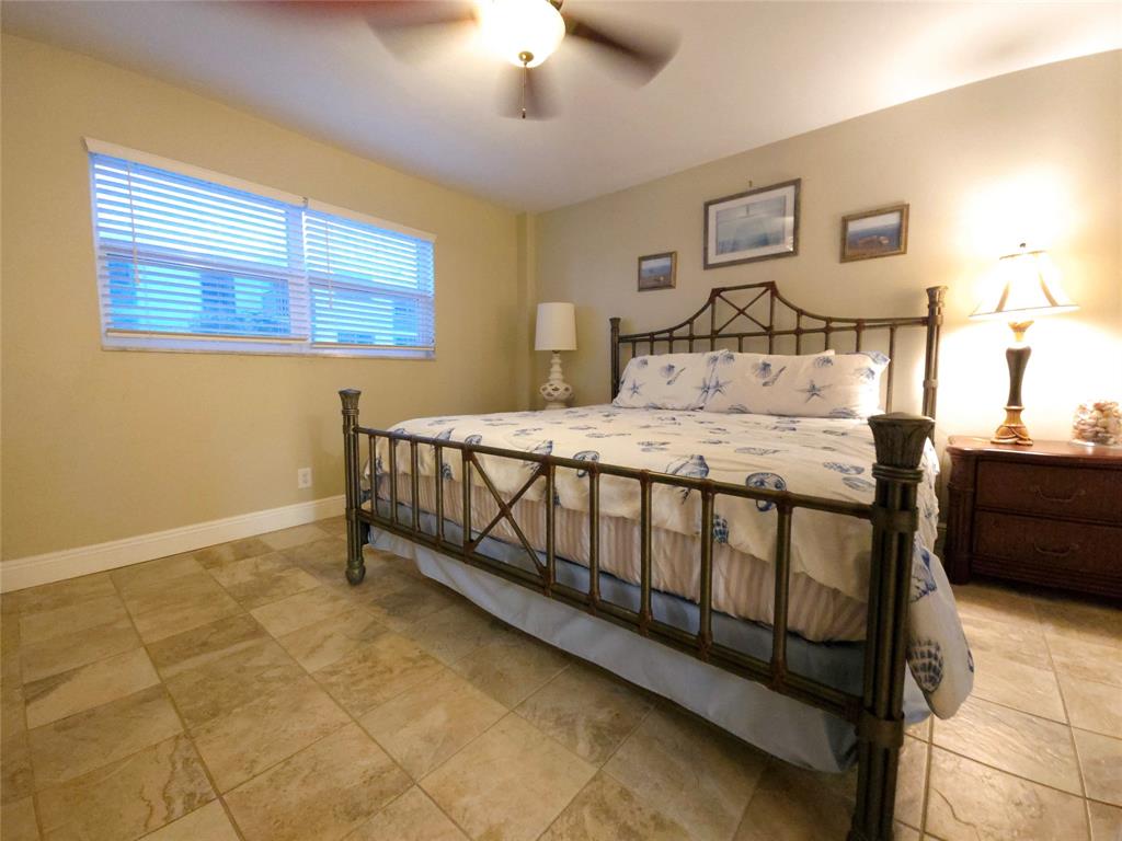 1161 Hillsboro Mile, Unit 506 Hillsboro Beach, FL 33062 - Photo 17 of 66