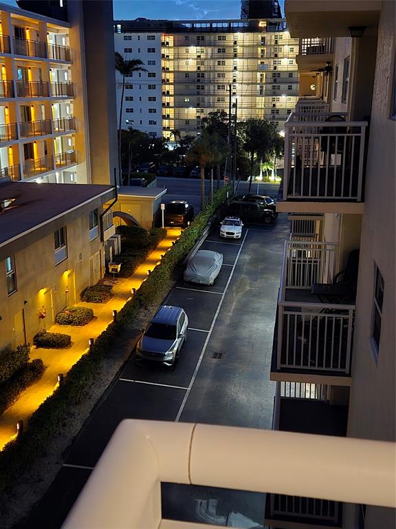 1161 Hillsboro Mile, Unit 506 Hillsboro Beach, FL 33062 - Photo 31 of 66