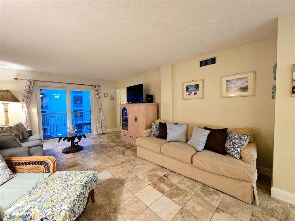 1161 Hillsboro Mile, Unit 506 Hillsboro Beach, FL 33062 - Photo 10 of 66