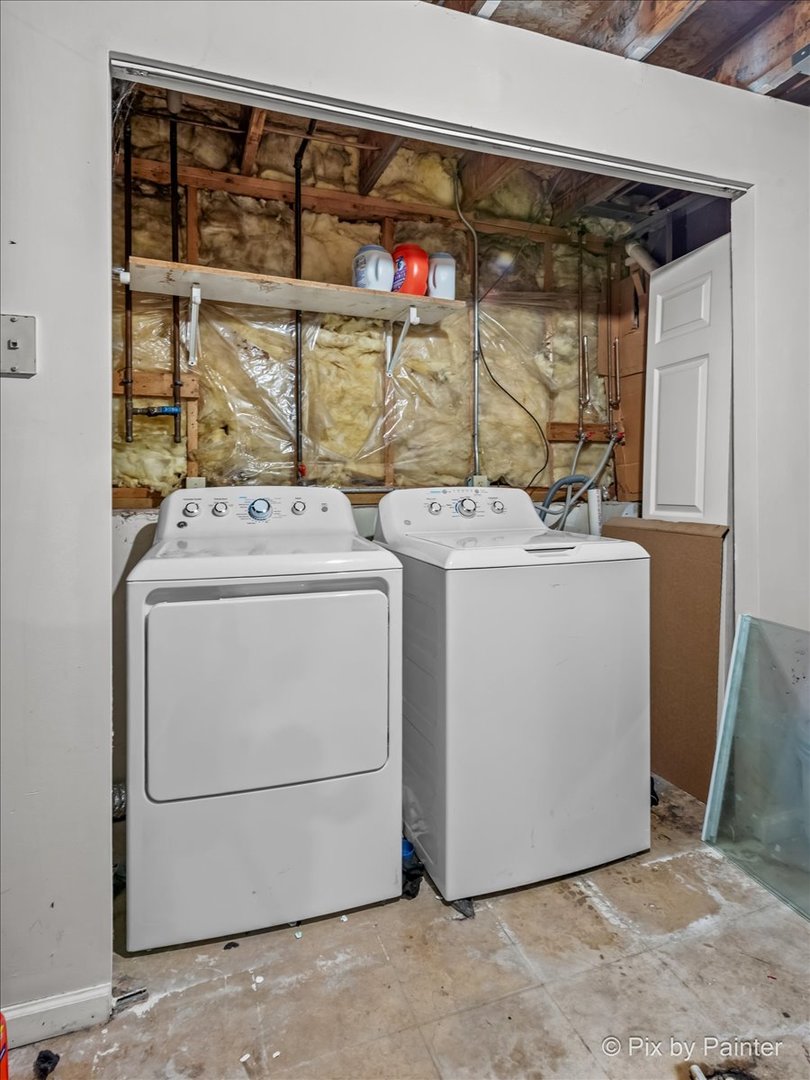 117 Benedict Drive Southwest Poplar Grove, IL 61065 - Photo 16 of 27 a utility room with dryer and washer