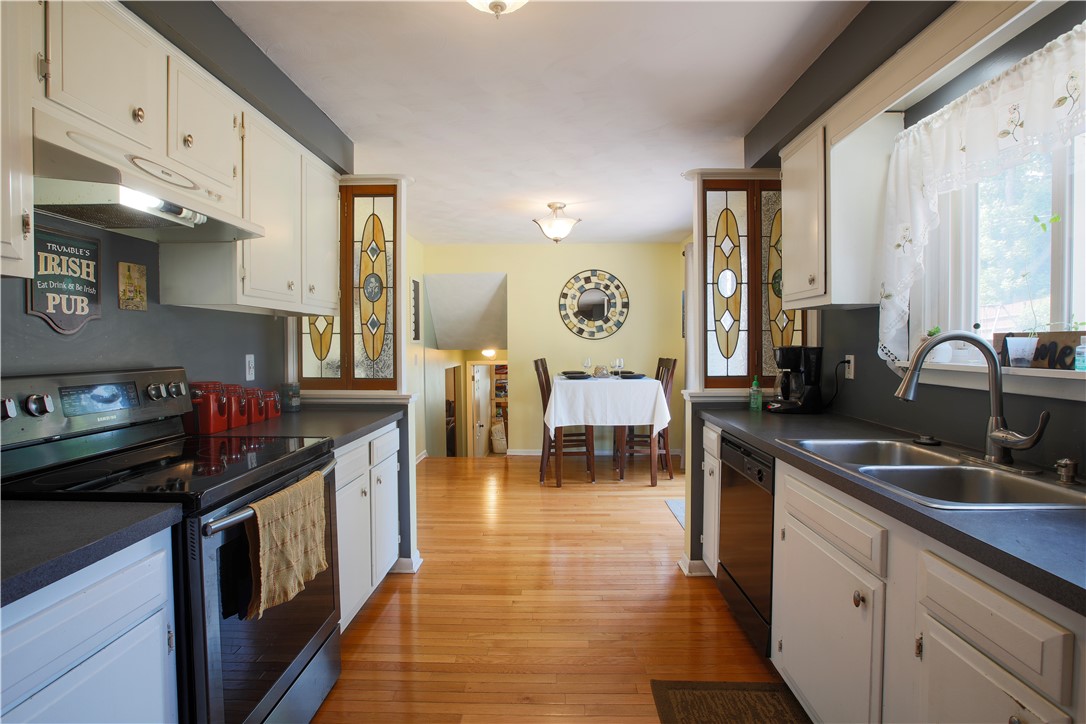 2 Peppermill Drive Perinton, NY 14450 - Photo 4 of 15