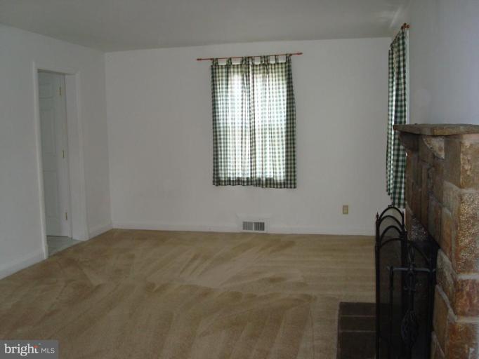 4209 Colonial Road Pikesville, MD 21208 - Photo 3 of 30 Living Room #2