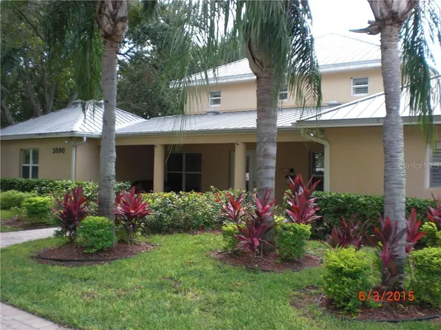 $3,100 | 4570 Pinebrook Circle, Unit 304, Bradenton, FL 34209