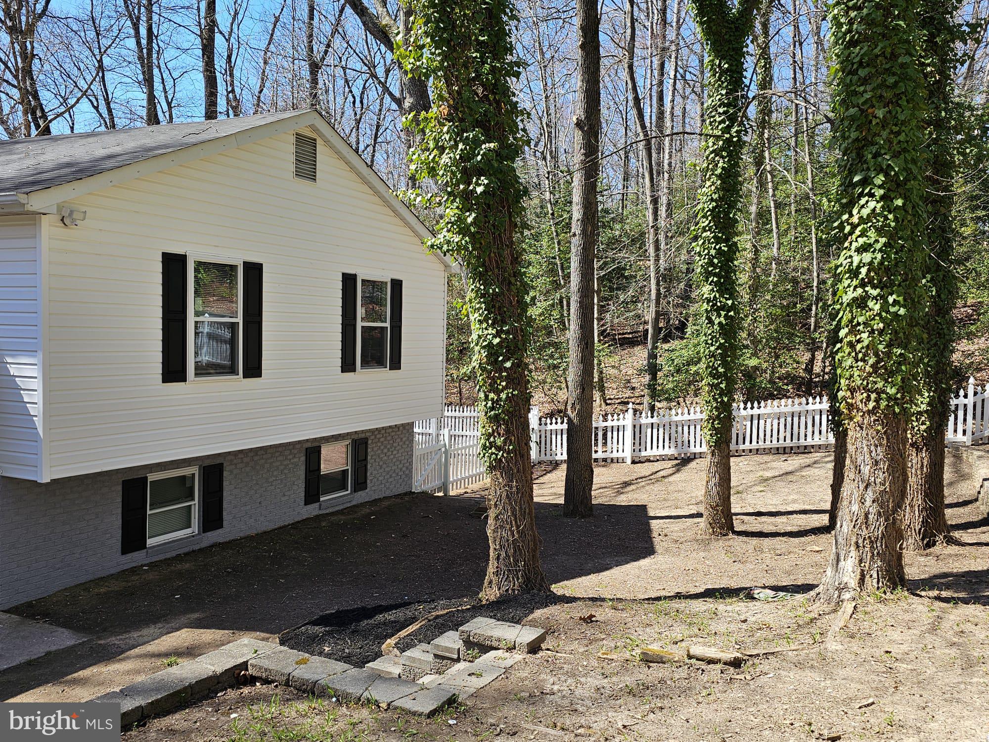 622 Silver Rock Road Lusby, MD 20657 - Photo 6 of 42 Gallery Image 6