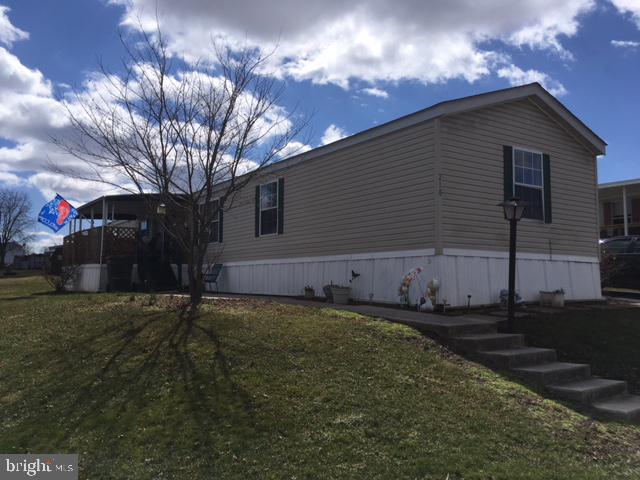 210 Berwick Road Abbottstown, PA 17301 - Photo 2 of 30 Good curb appeal!
