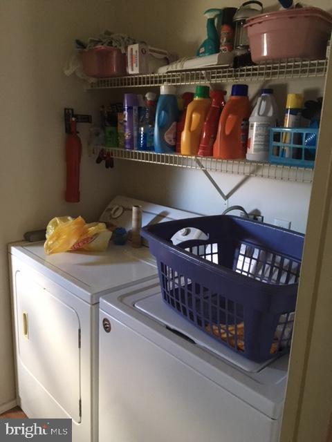 210 Berwick Road Abbottstown, PA 17301 - Photo 22 of 30 Full size washer and dryer included!