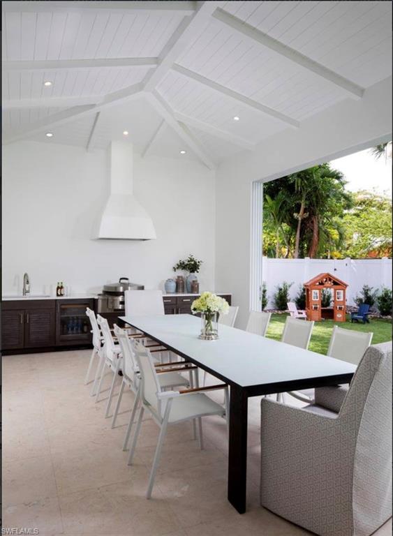 102 29th Street Southwest Naples, FL 34117 - Photo 4 of 8