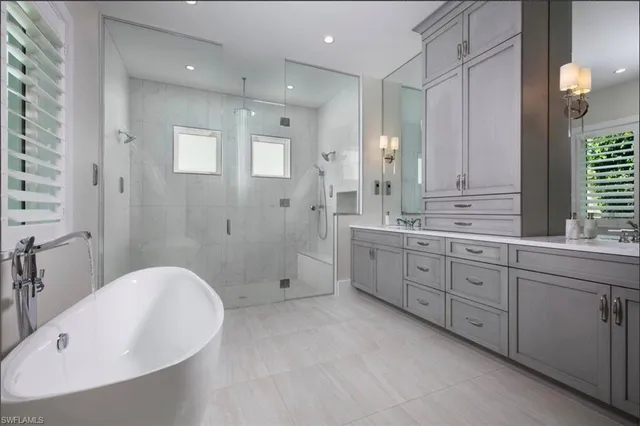 $3,199,999 | 102 29th Street Southwest, Naples, FL 34117