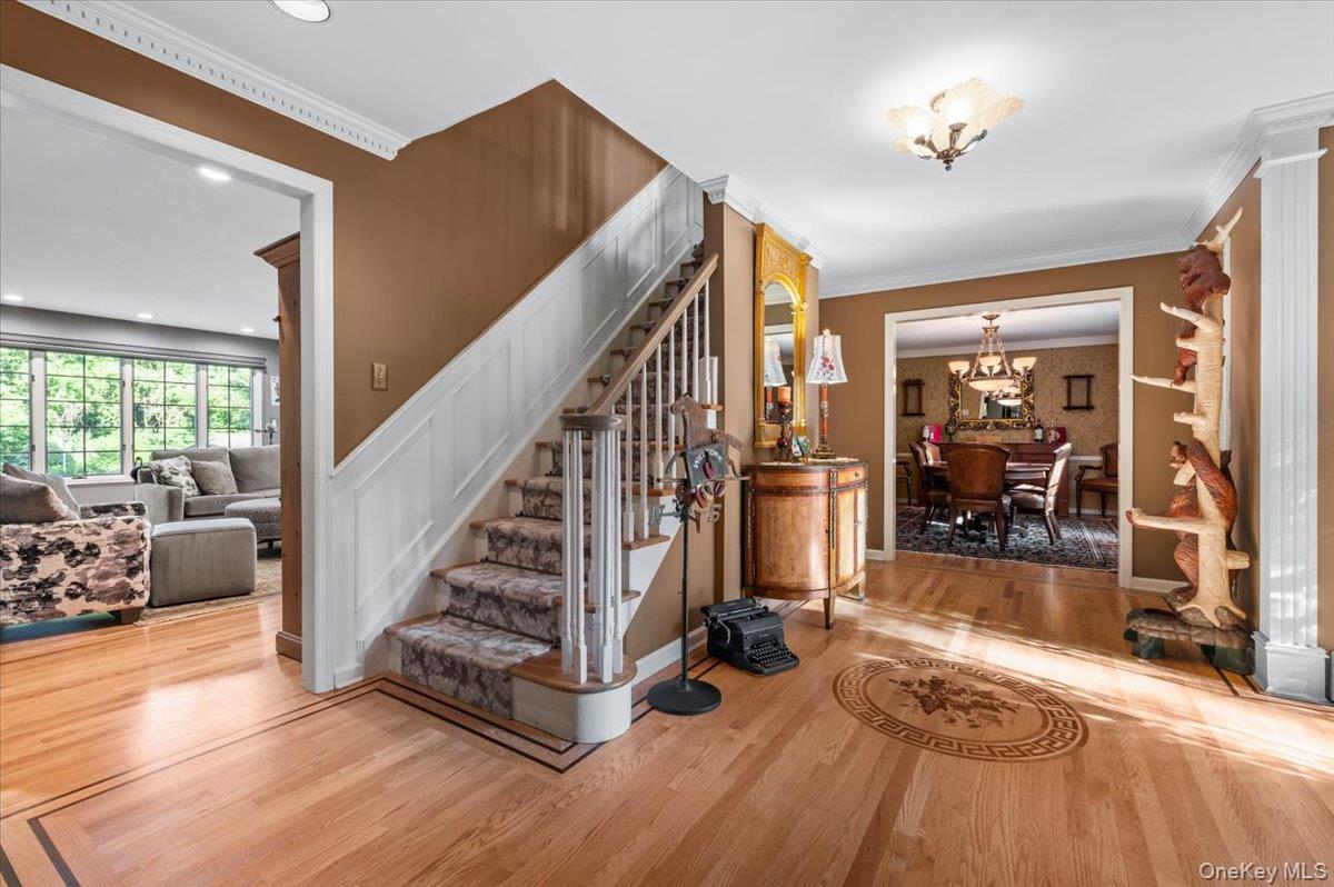 96 Plainview Road Woodbury, NY 11797 - Photo 15 of 38