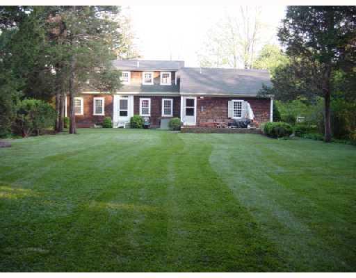 173 Rumstick Road Barrington, RI 02806 - Photo 12 of 12 Yard/Garden.