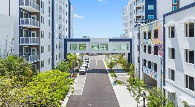 $3,685 | 740 North Dixie Highway, Unit A7, West Palm Beach, FL 33401