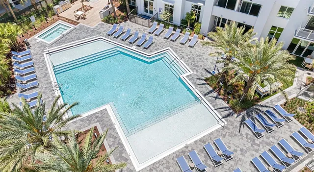 $3,685 | 740 North Dixie Highway, Unit A7, West Palm Beach, FL 33401