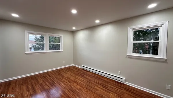 $2,350 | 12 Sipp Avenue, Clifton, NJ 07013