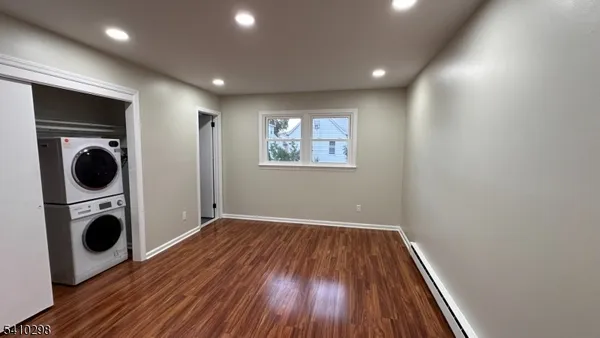 $2,350 | 12 Sipp Avenue, Clifton, NJ 07013