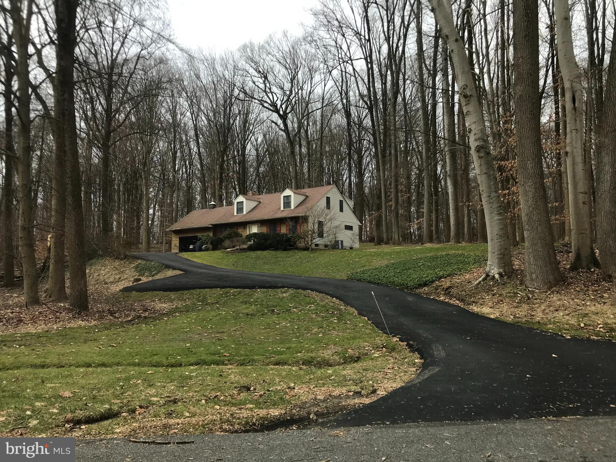 52 Carter Road Thornton, PA 19373 - Photo 3 of 25