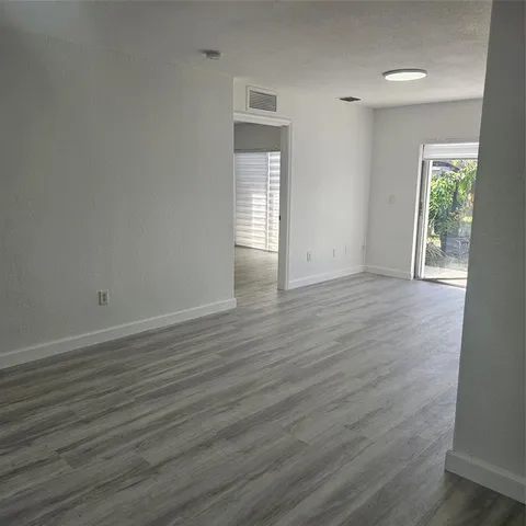 $3,000 | 7327 Northwest 173rd Drive, Unit 104, Hialeah, FL 33015