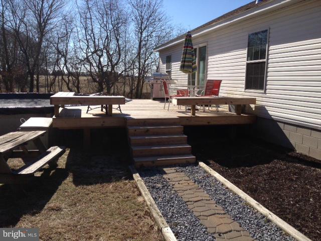 6625 Bailey Store Road Federalsburg, MD 21632 - Photo 11 of 11 Deck