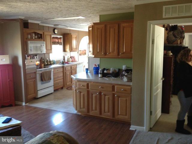 6625 Bailey Store Road Federalsburg, MD 21632 - Photo 2 of 11 Kitchen