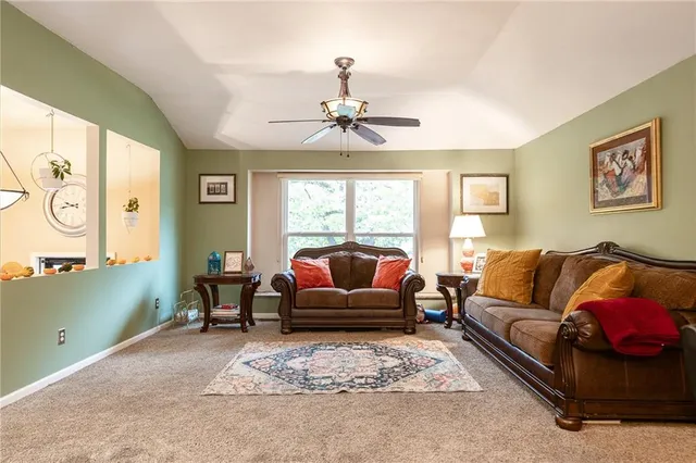 $295,000 | 2961 Iva Drive, Independence, MO 64057