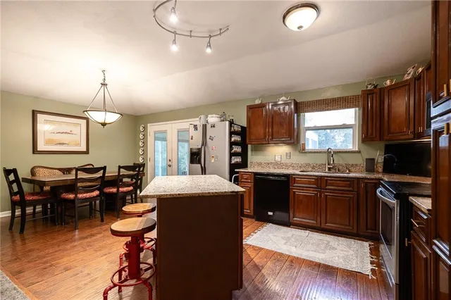 $295,000 | 2961 Iva Drive, Independence, MO 64057