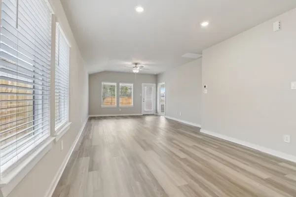 $229,670 | 1662 Shae Oak Lane, Conroe, TX 77304