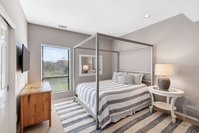 $1,495,000 | 21 South South Fulton Drive, Unit 6, Montauk, NY 11954