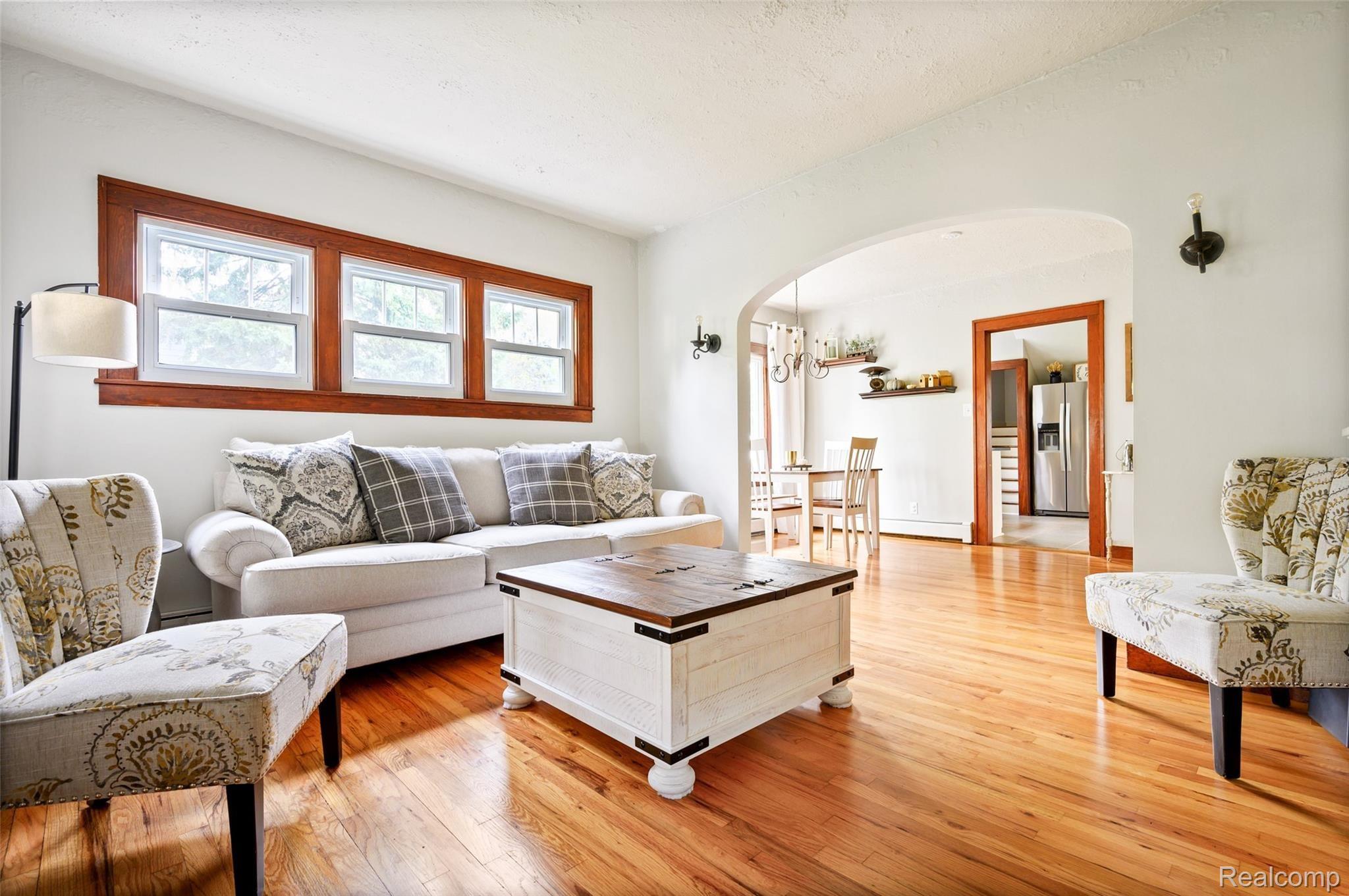 2866 Midvale Drive Rochester, MI 48309 - Photo 8 of 36 2866-Midvale-Dr (12).jpg