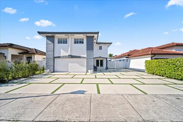 $980,000 | 15341 Southwest 36th Street, Miami, FL 33185