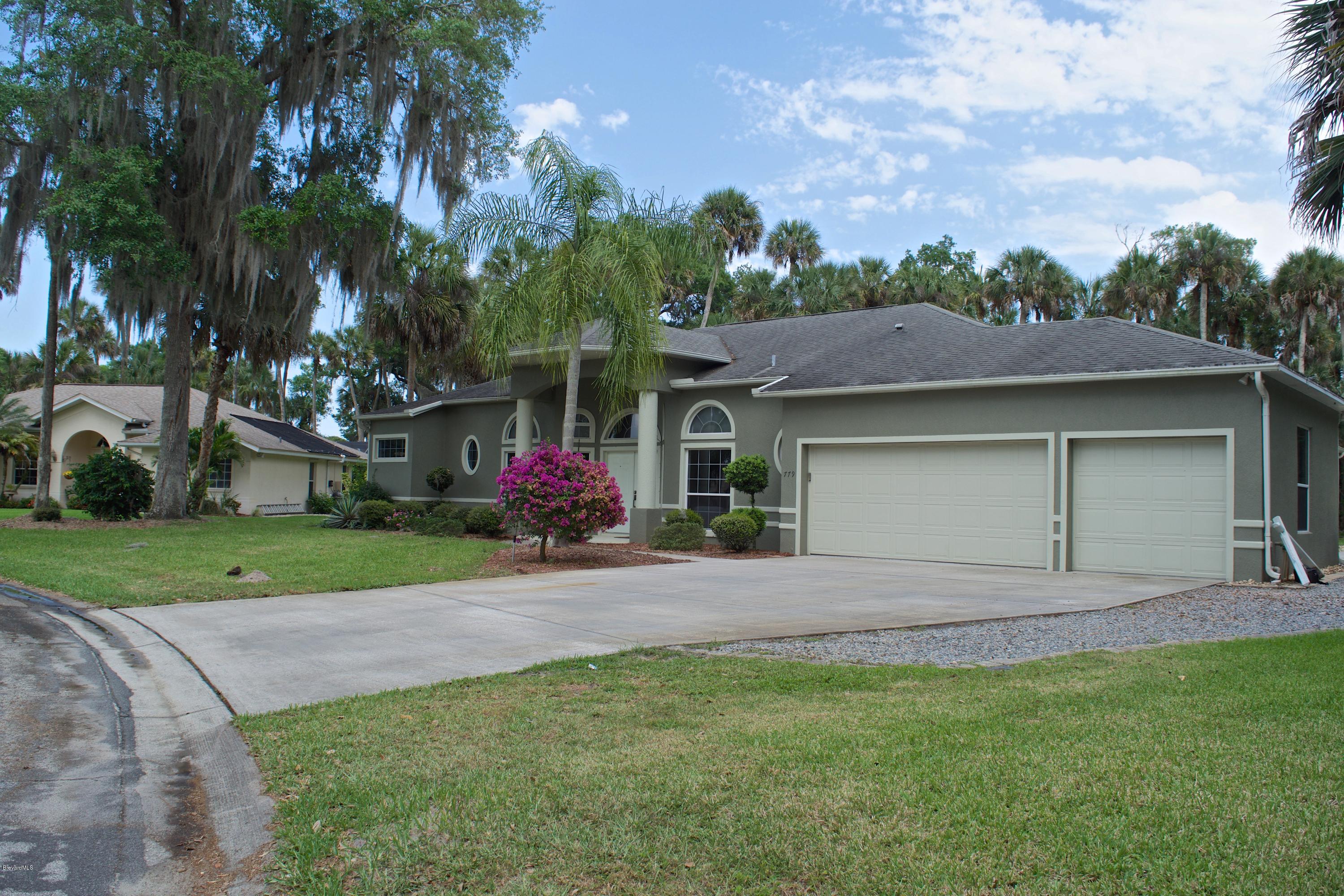 779 Seymour Road Northeast Palm Bay, FL 32905 - Photo 43 of 50 DSC_0749