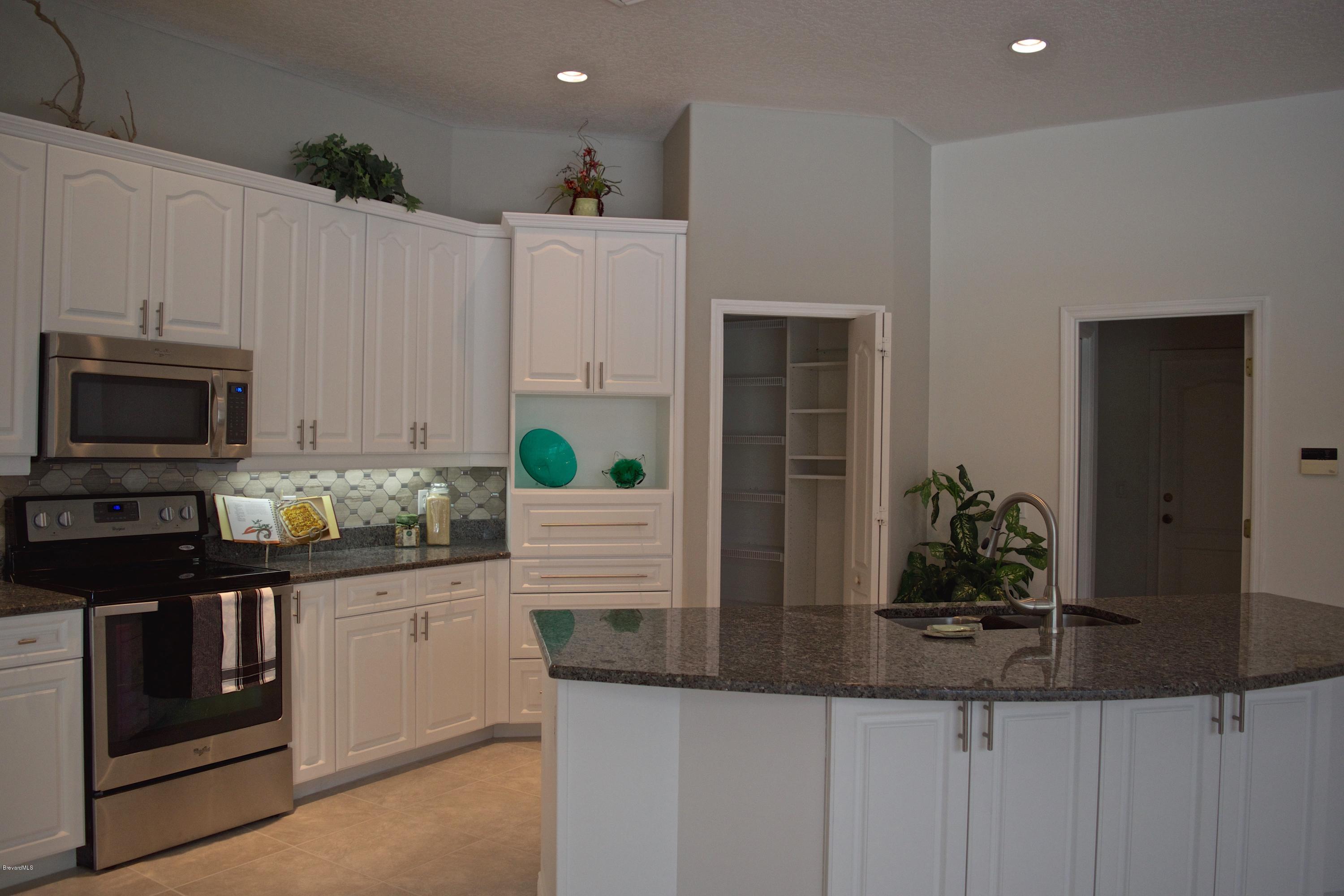 779 Seymour Road Northeast Palm Bay, FL 32905 - Photo 8 of 50 DSC_0643