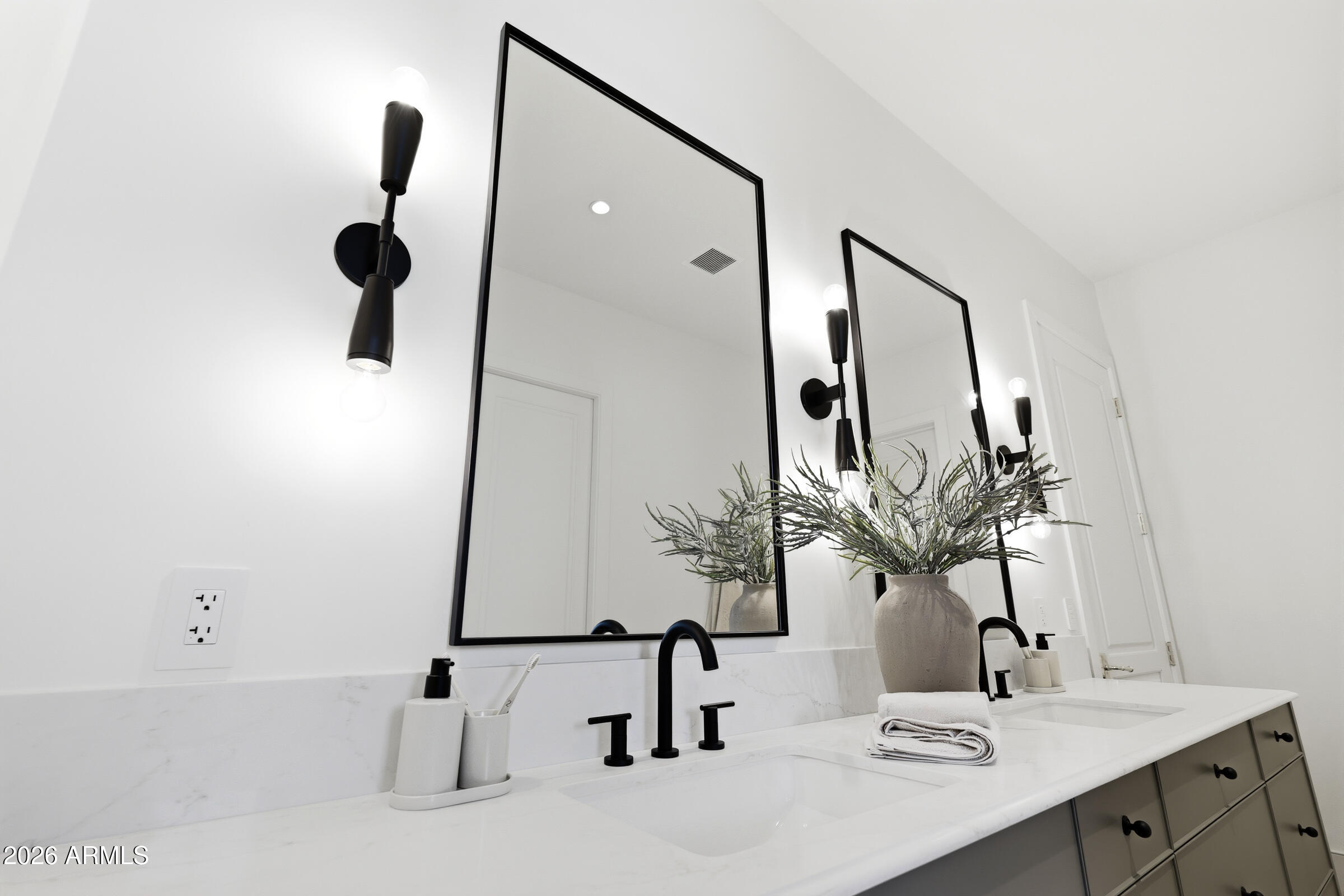 2635 East Los Altos Road Gilbert, AZ 85297 - Photo 91 of 112 B9 (5)