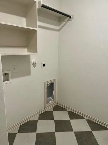 a view of a storage & utility room